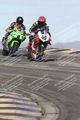 media/Nov-16-2025-Race Pace (Sun) [[8c5fa54630]]/Verified Riders/1-Turns 9 and 10 (925am)/